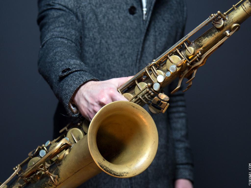 Kelas Saksofon: Mengubah Tiupan Menjadi Melodi